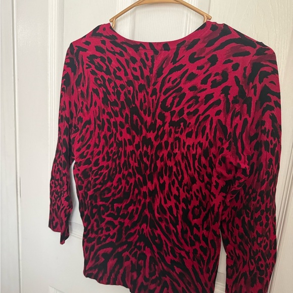 White House Black Market Red and Black Animal Print Cardigan - Picture 5 of 5
